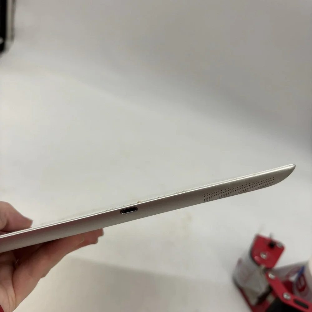 Apple iPad 4th Gen A1458 9.7